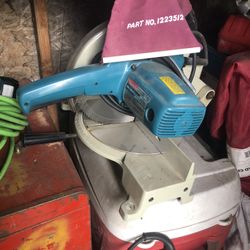 Makita 10” Miter Saw