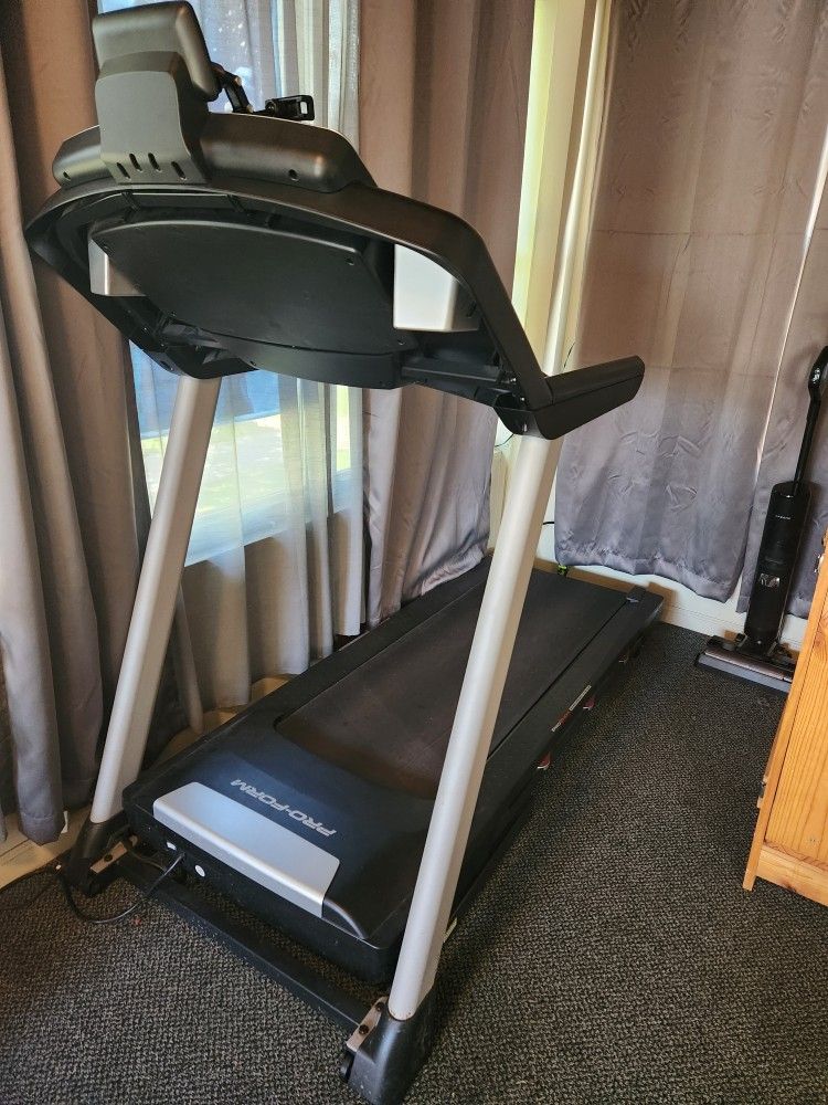 Treadmill 
