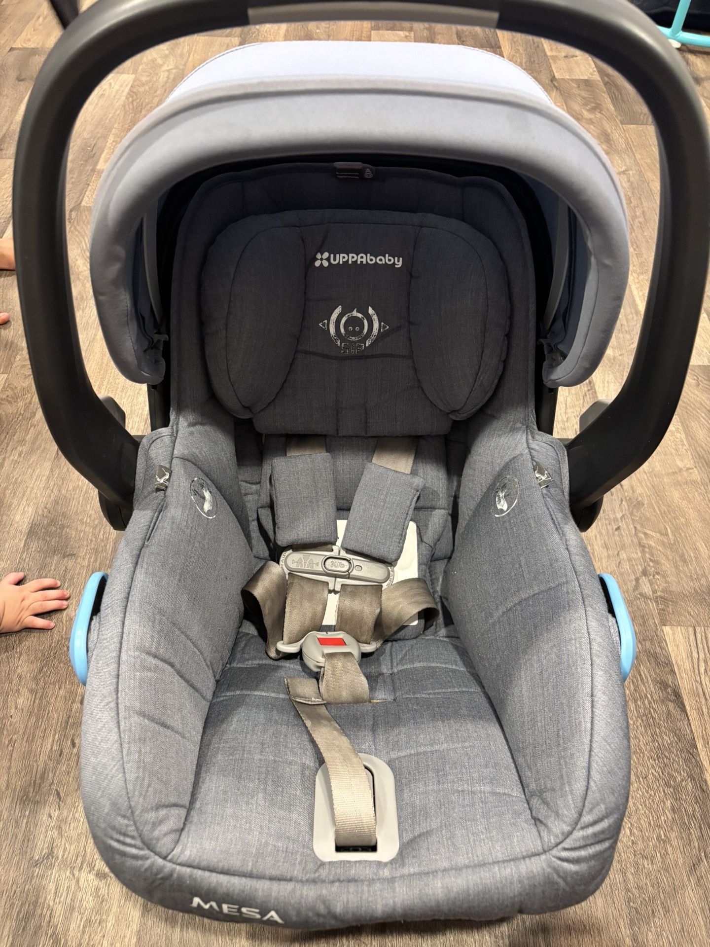 UppaBaby infant Car Seat W/ Base