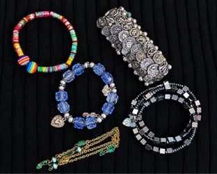 Mixed Bracelet and Necklace Jewelry Lot