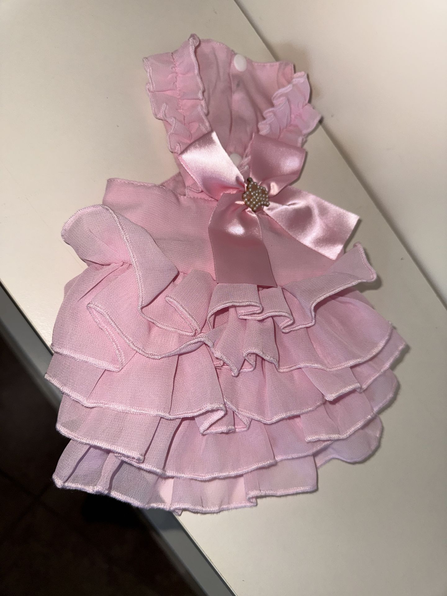 Pet/Dog Pink Ruffled Dress with Bow (size small)