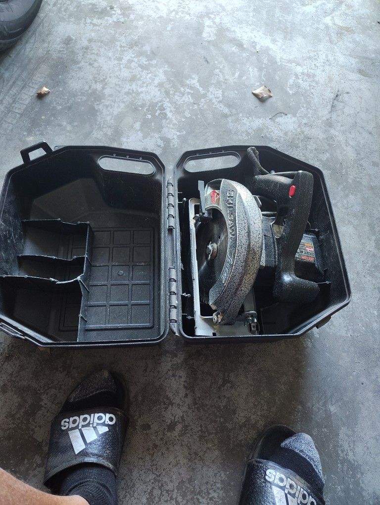 Corded Skill Saw