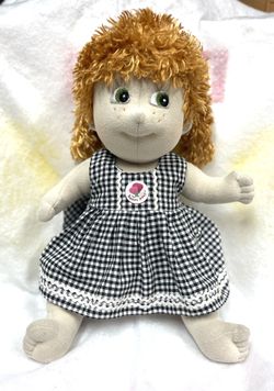 2005 Unimax/Rubens barn 13 Inch cloth doll.