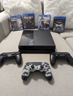 PS4 & 3 Controllers