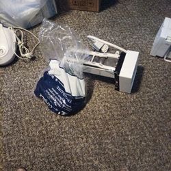 Frigidaire Ice Maker For Refrigerator 