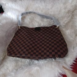 Bolso Grande.