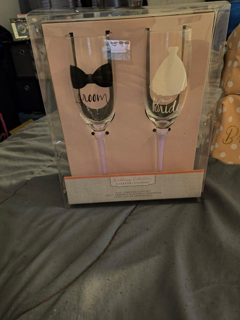 Wedding Supplies
