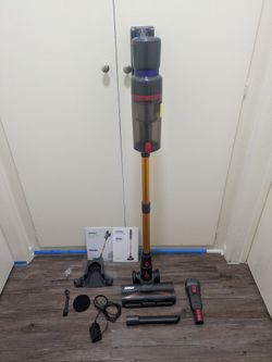 AFNOP AceVac 11 Cordless Vacuum Cleaner - With Accessories!