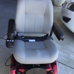 JAZZY 600 MOBILITY CHAIR CLEAN CONDITION