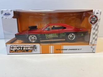 1970 Dodge Charger R/T Diecast Model Car: 1/24 Scale, New In Box By Jada