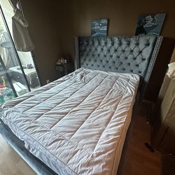 Queen size bed
