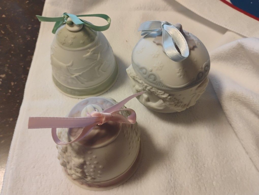 LLADRO PORCELAIN BELLS & ORNAMENT