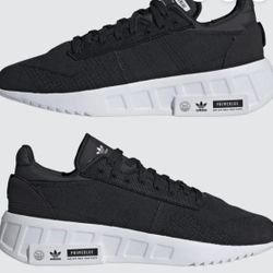 New Adidas Men’s Size 11.5 Shoes 