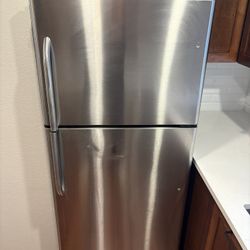 Stainless Steel Fridge/ Freezer