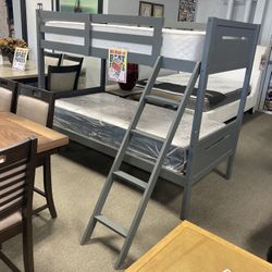 Bunk Bed! $299! Easy Financing! Last One! 💙⭐️😃 