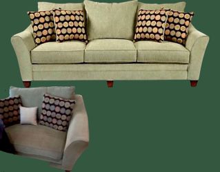 Sage Green Sofa and Loveseat Set / Conjunto de Sofa y Loveseat Verde Salvia