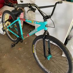 Throne se Bike 