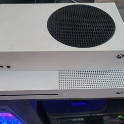 Xbox One And Xbox S
