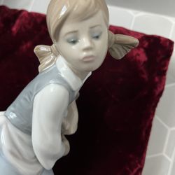 Lladro, Naughty Dog (retired Figurine 1995)