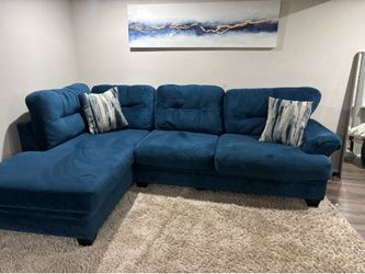 Lrge blue sectional