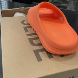 Yeezy Slide US 10