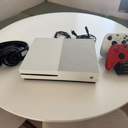 Xbox One S