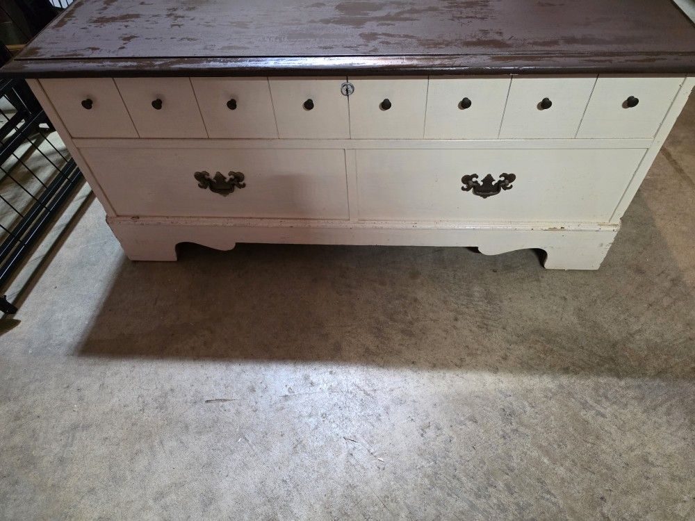 Princess Cedar Chest By Lane