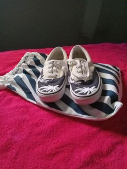 Ladies Vans