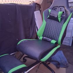 Gaming chair $20