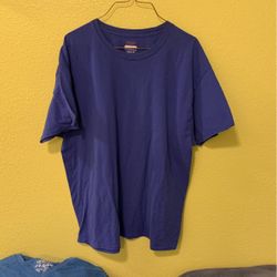 Men’s T-shirt (size XL)
