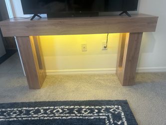 Walkway led table