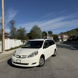 2007 Toyota Sienna 