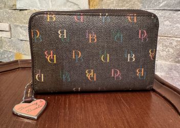 Vintage Dooney & Bourke Rainbow Zip Around Wallet Black/Grayish Colorful Logo
