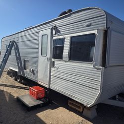 "Flip This 30' Camper — $1,750 OBO"