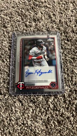 Topps Chrome 2025 Ryan Fitzgerald RC Auto