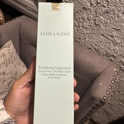 ESTEE LAUDER YOUTH POWER SOFT MILKY LOTION CREAM - 100 Ml 35$ WHOLESALE 25$ If Order 24 Pieces 
