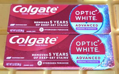 (2) Colgate Optic White Advanced Enamel Strength Toothpaste with 2% Hydrogen Peroxide, Mint, 3.2 OZ