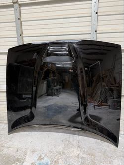 Hood for challenger 2015-2023