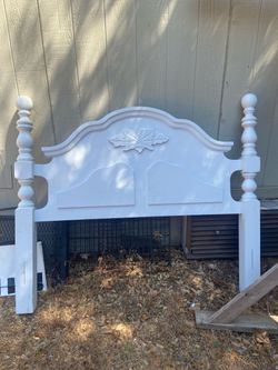 White headboard queen