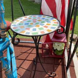 Accent Table Or Plant Stand Indoor / Outdoor