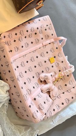 Pink purse