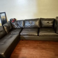 Sectional Couch 