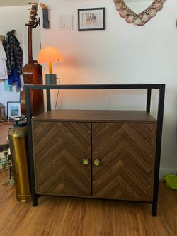 SEI Handan double door bar
