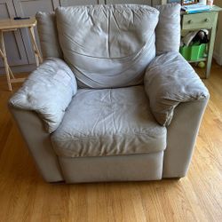 Macy’s taupe Recliner