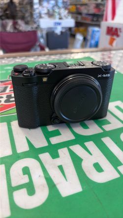 Fujifilm X-M5 Mirrorless Camera Body