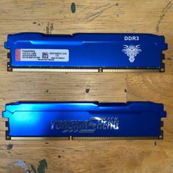 RAM DDR3 1866MHz (8x2)