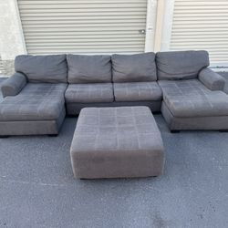 Large Gray Ashley Sectional W Ottoman 