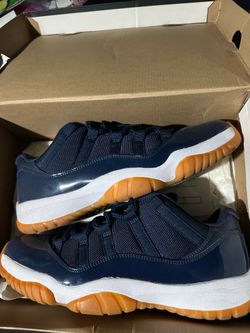 Jordan 11 Navy gum size 10