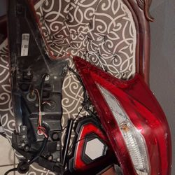 Nissan Altima 2016 Tail Lights