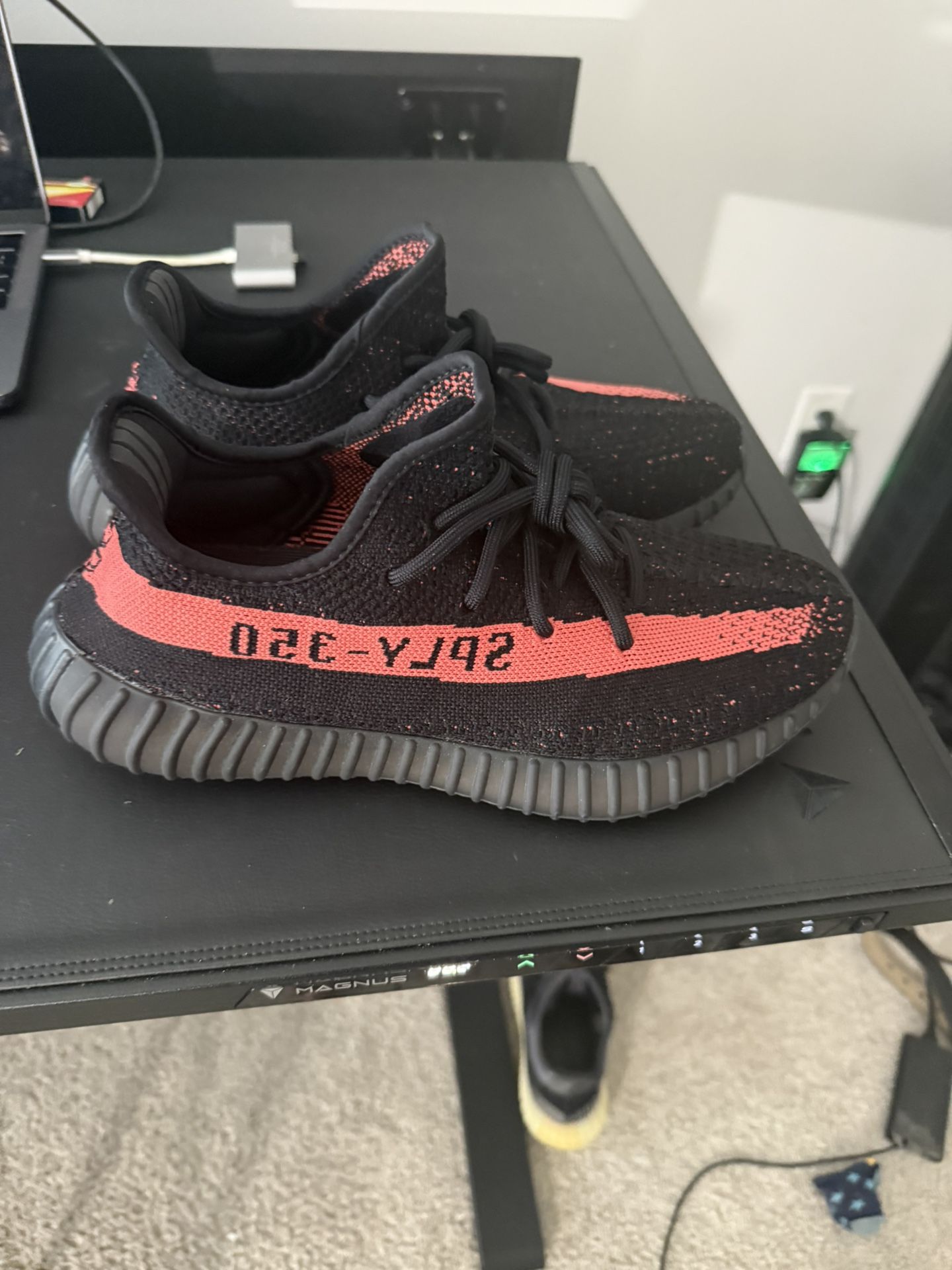 Adidas Yeezy 350 V2 Core Black Red